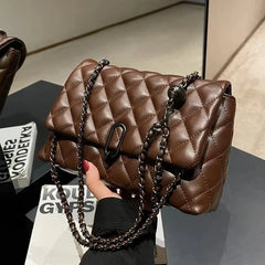 2025 Fashion Square Space Bags Women's PU Leather Quilted Handbag XL Cross Chain Shoulder Candy Designer Weekender Bag for