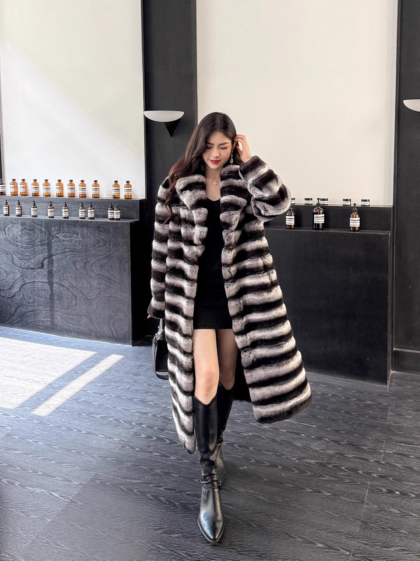 New Vintage Striped Golden Mink Woven Velvet Faux Fur Casual Women's Winter Poncho Long Over-the-Knee Warm Eco-Friendly