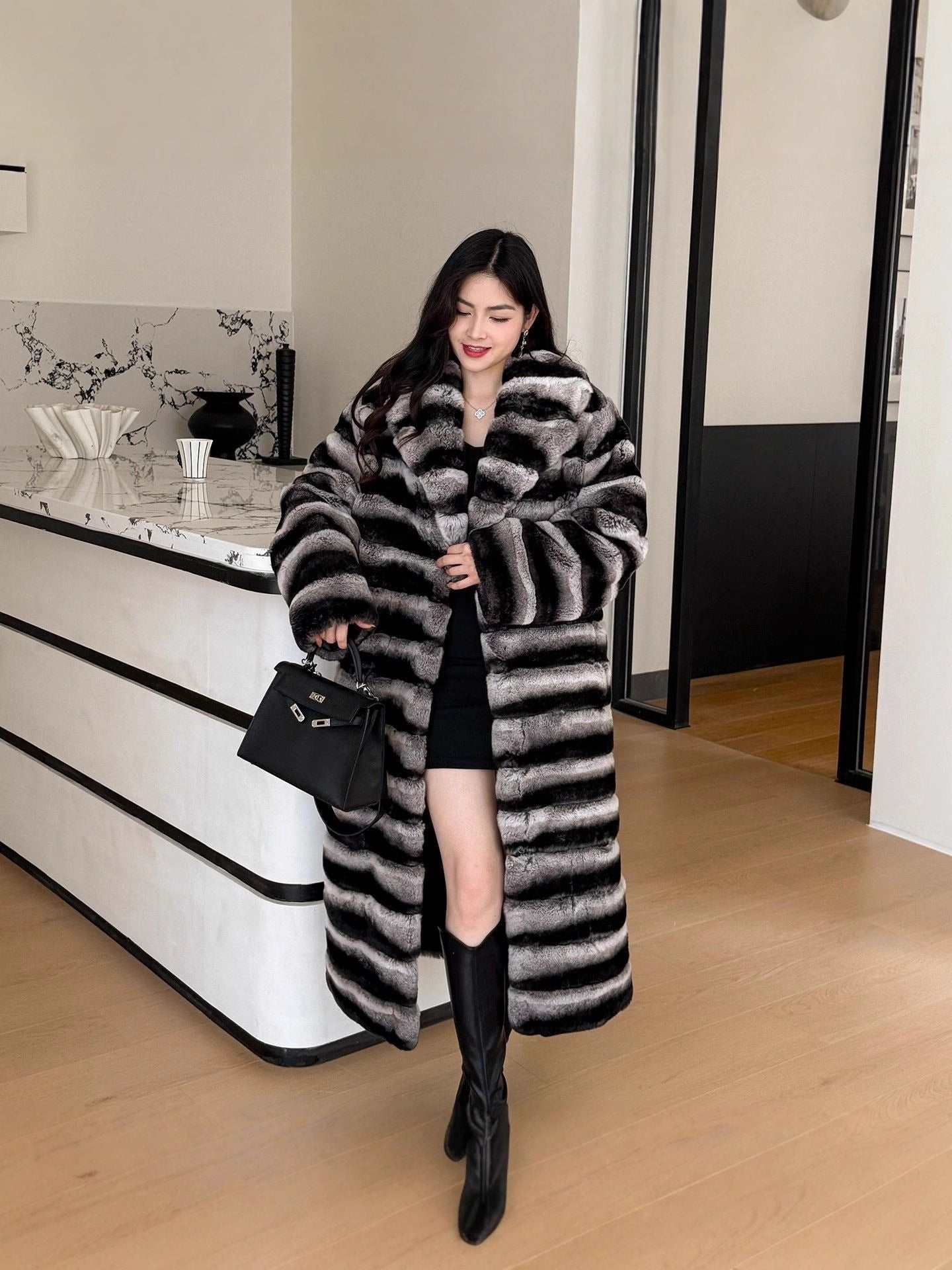 New Vintage Striped Golden Mink Woven Velvet Faux Fur Casual Women's Winter Poncho Long Over-the-Knee Warm Eco-Friendly
