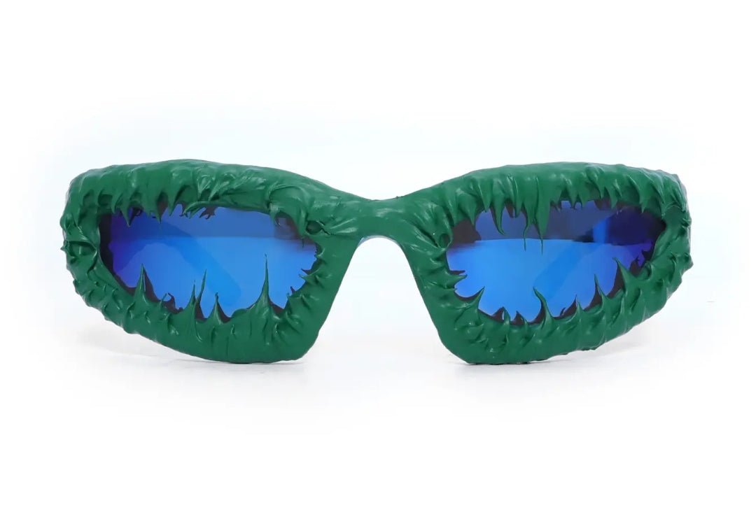 ME - YGG - 126 - MCROONS.COM