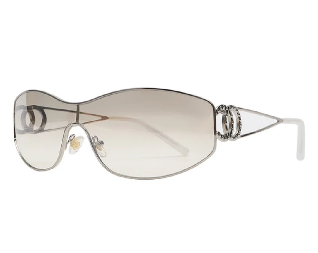 ME - YGG - 131 - MCROONS.COM