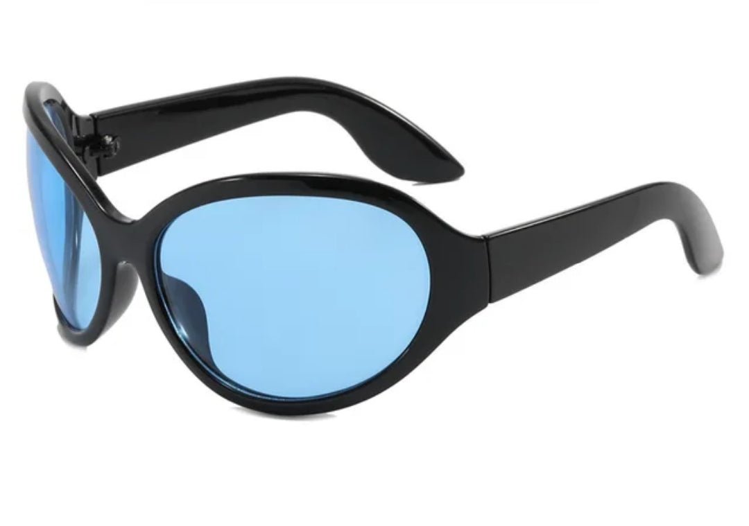 ME - YGG - 139 - MCROONS.COM