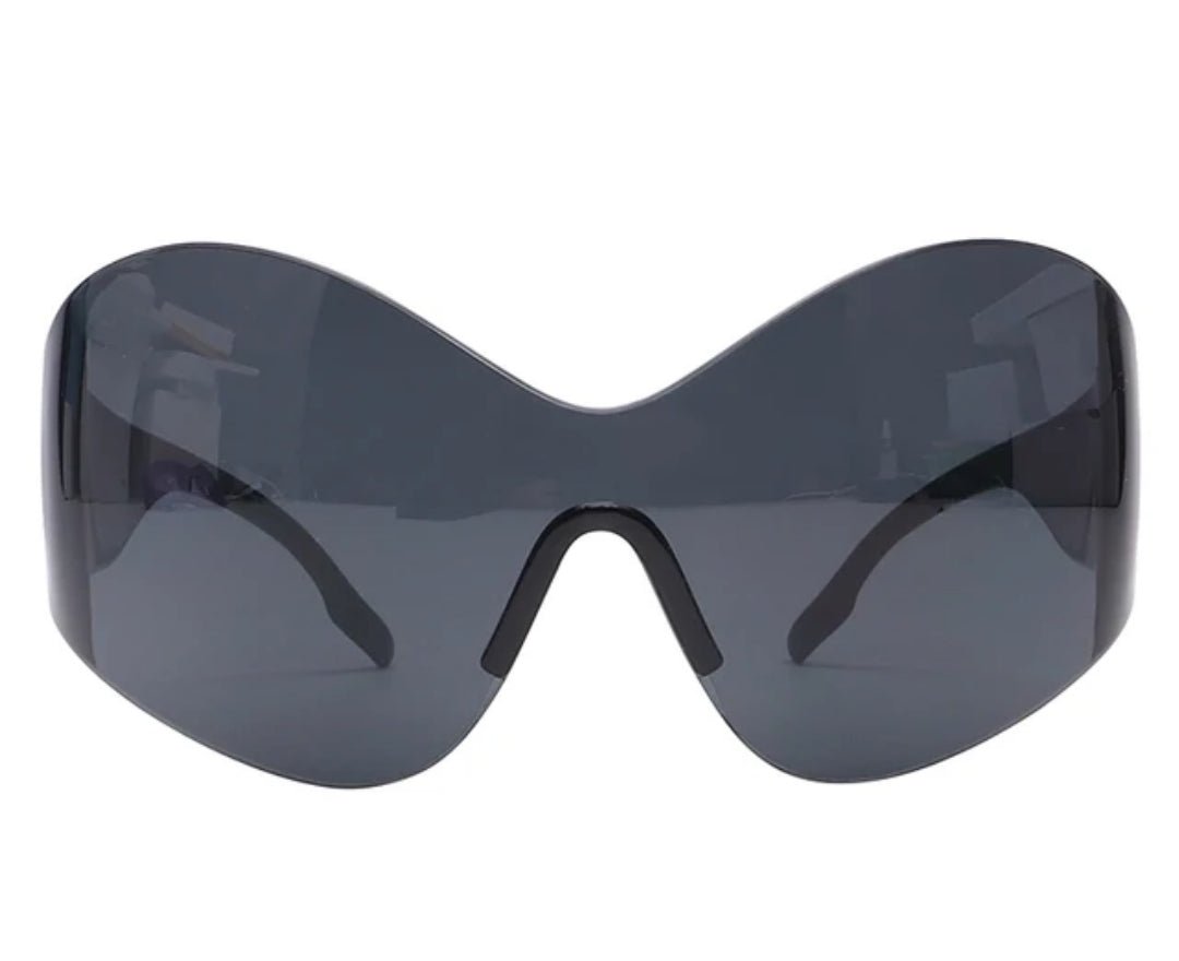 ME - YGG - 148 - MCROONS.COM